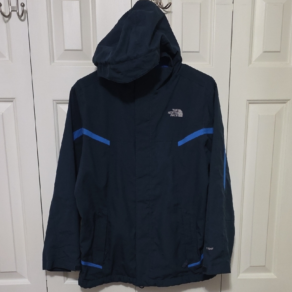 The North Face HyVent waterproof jacket. Kids Size 14/16